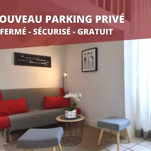 https://entre-cloitre-et-cathedrale.fr-provencehotel.com