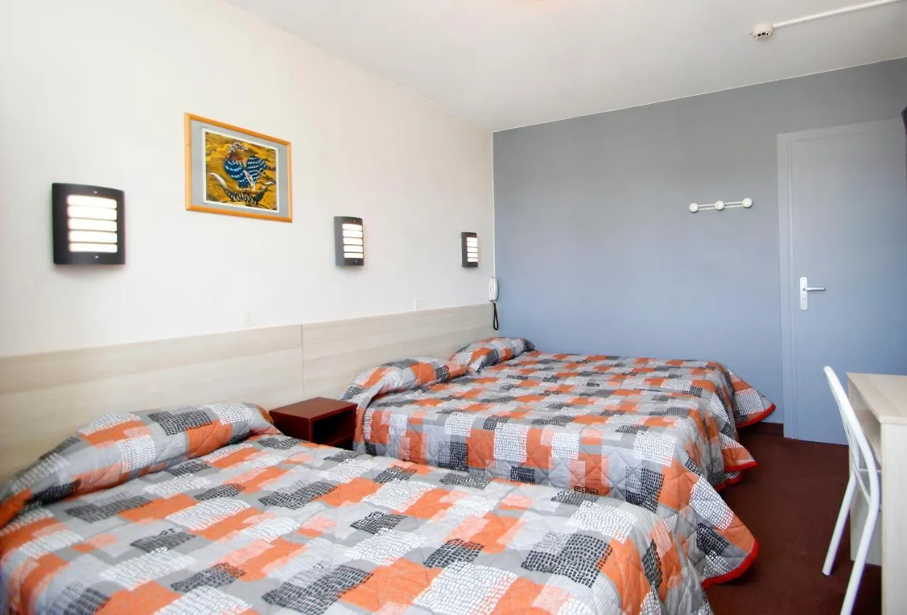 Hotel Montfort Lourdes 2*,