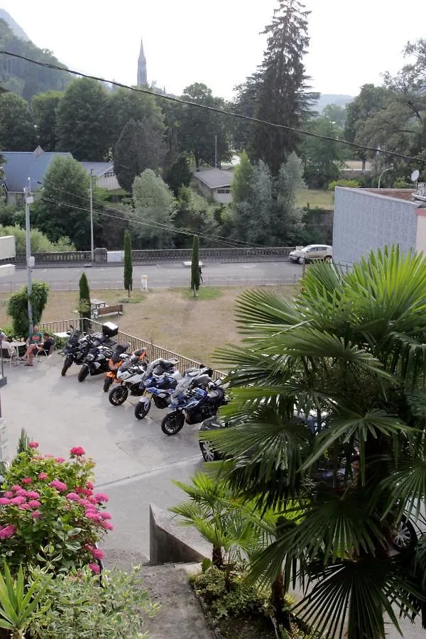 Hotel Montfort Lourdes 2*,  France