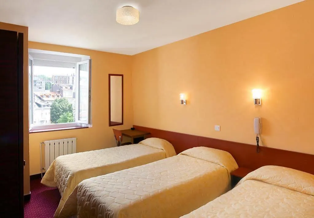 Hotel Montfort Lourdes